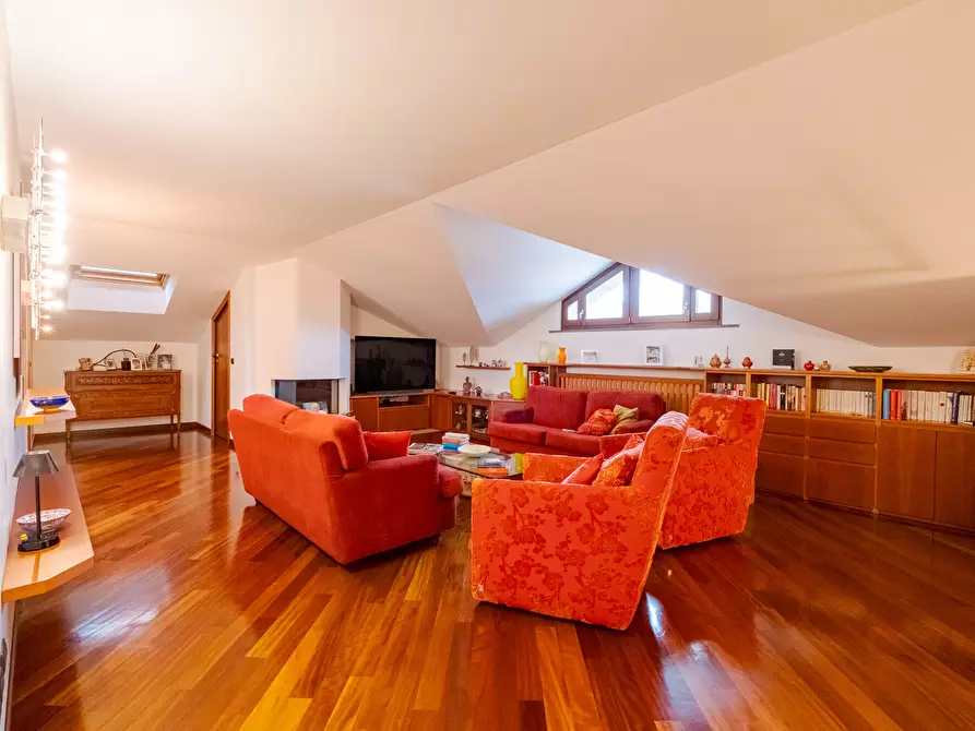 Immagine 16 di Appartamento in vendita  in Biscia 42 a Garbagnate Milanese