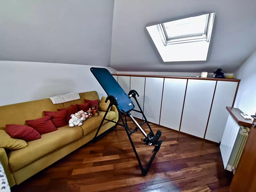 Immagine 34 di Appartamento in vendita  in Biscia 42 a Garbagnate Milanese