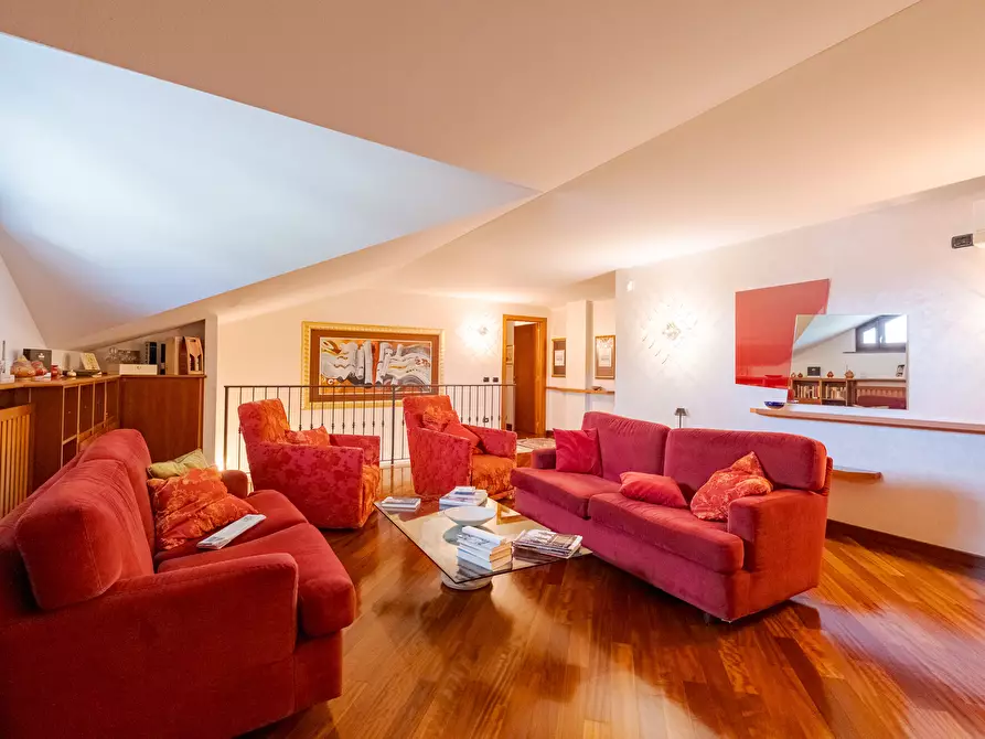 Immagine 18 di Appartamento in vendita  in Biscia 42 a Garbagnate Milanese