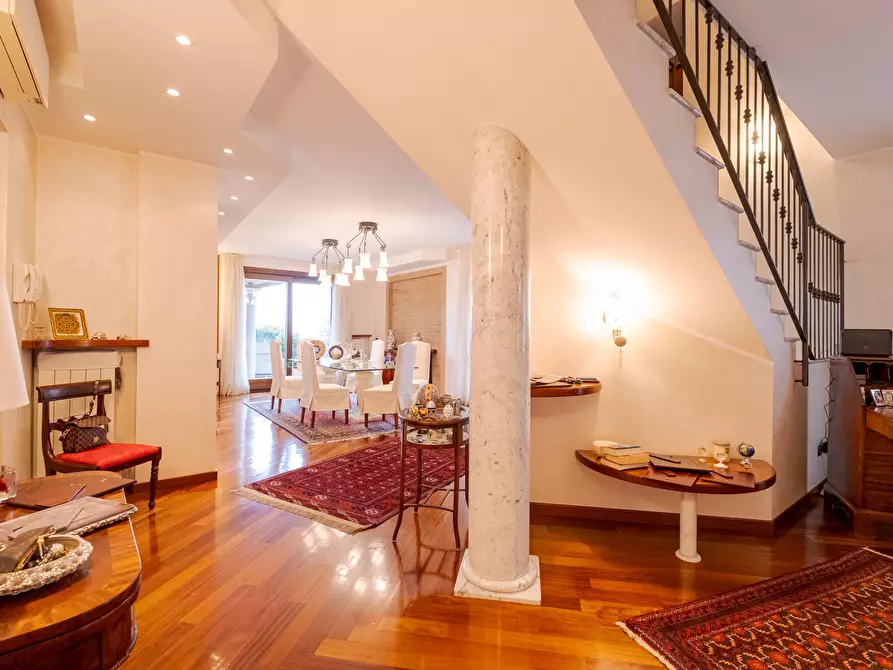 Immagine 3 di Appartamento in vendita  in Biscia 42 a Garbagnate Milanese