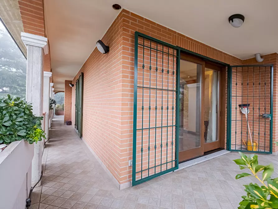 Immagine 27 di Appartamento in vendita  in Biscia 42 a Garbagnate Milanese