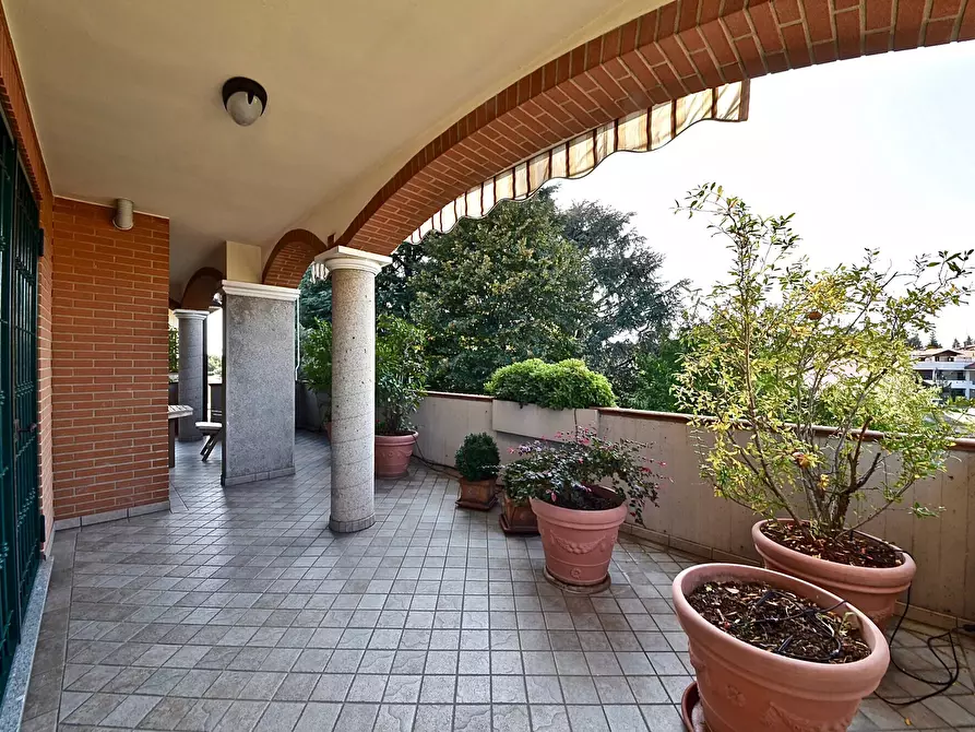 Immagine 38 di Appartamento in vendita  in Biscia 42 a Garbagnate Milanese