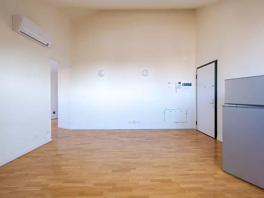 Immagine 5 di Mansarda in vendita  in piazza del Tricolore 4 a Senago