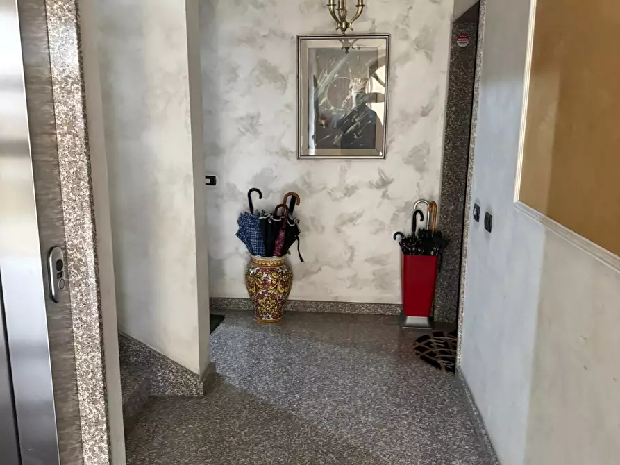 Immagine 26 di Appartamento in affitto  in viale Dell'Acqua 11 a Cologno Monzese