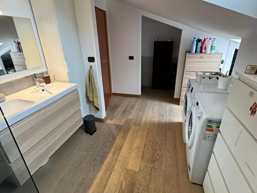 Immagine 20 di Appartamento in affitto  in viale Dell'Acqua 11 a Cologno Monzese