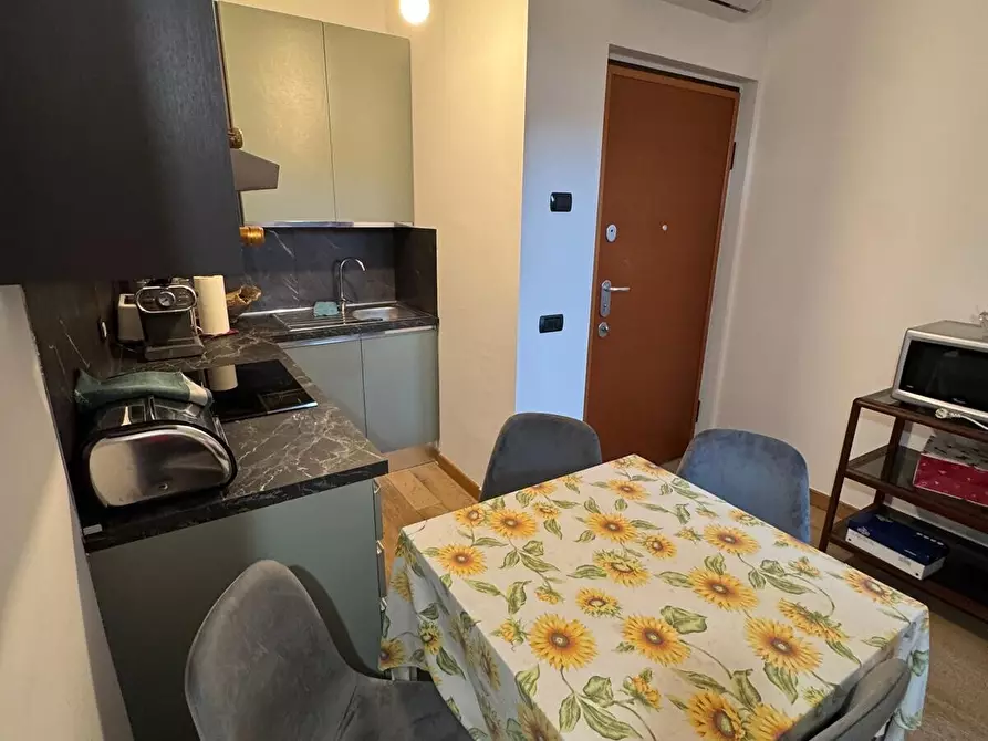 Immagine 16 di Appartamento in affitto  in viale Dell'Acqua 11 a Cologno Monzese