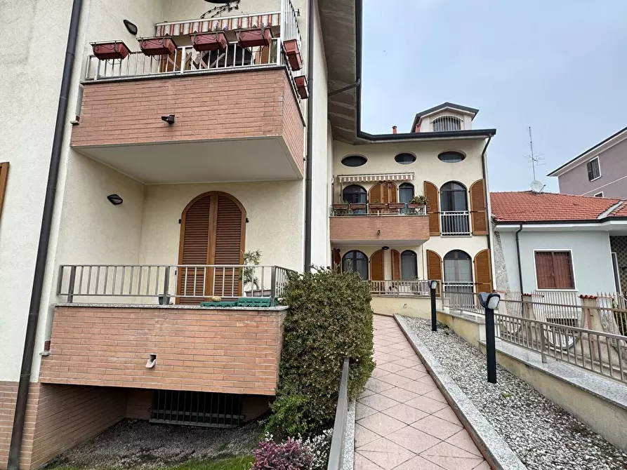 Immagine 22 di Appartamento in affitto  in viale Dell'Acqua 11 a Cologno Monzese