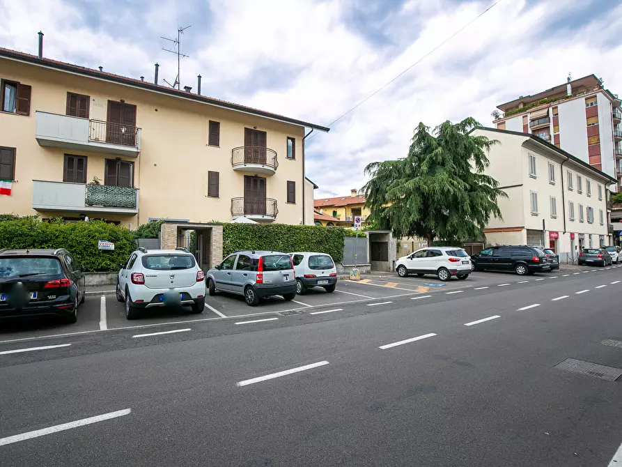 Immagine 26 di Appartamento in vendita  in San Bernardo 14 a Senago