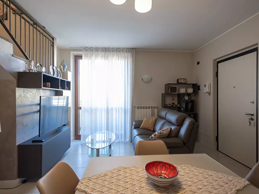 Immagine 9 di Appartamento in vendita  in Cantù 25 a Parabiago