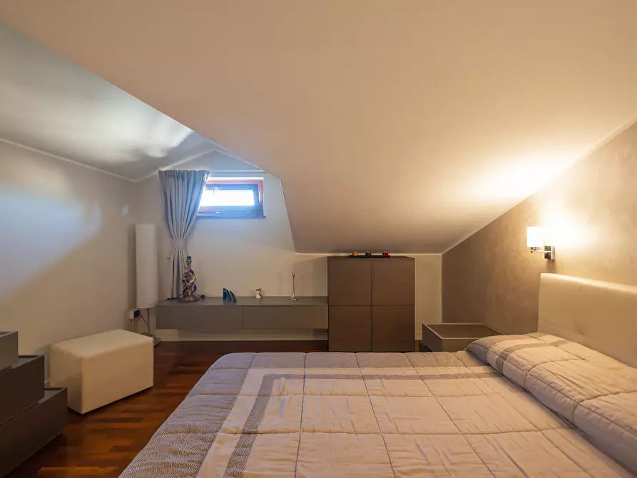 Immagine 28 di Appartamento in vendita  in Cantù 25 a Parabiago