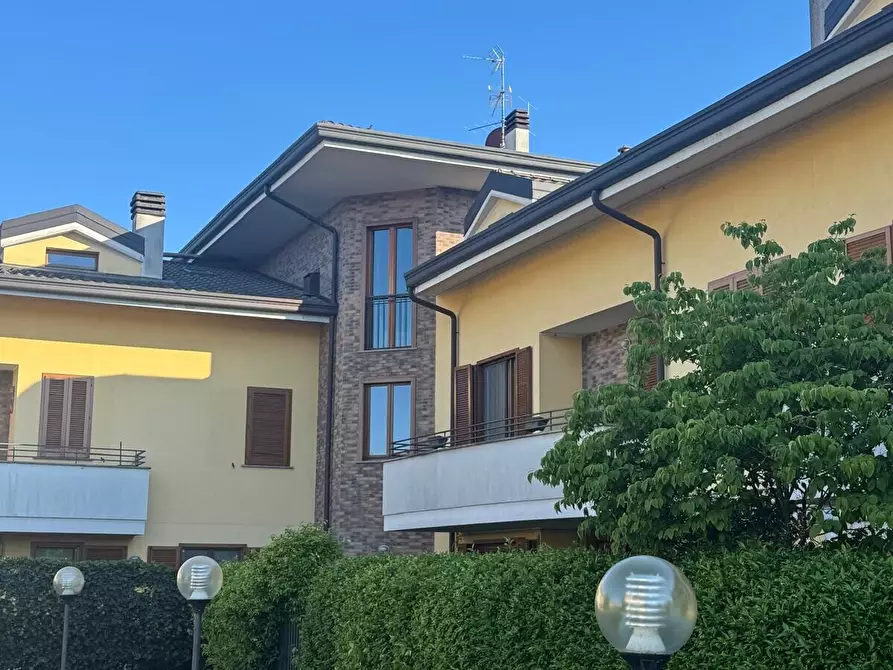 Immagine 31 di Appartamento in vendita  in Cantù 25 a Parabiago