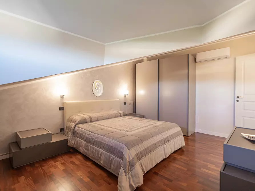 Immagine 25 di Appartamento in vendita  in Cantù 25 a Parabiago