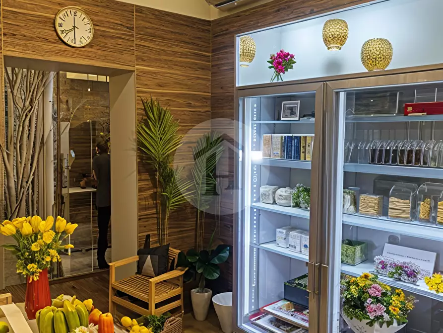 Immagine 3 di Negozio in vendita  in Viale Fratelli Casiraghi 95 a Sesto San Giovanni