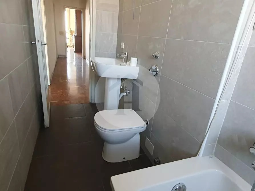 Immagine 43 di Appartamento in vendita  in monte sabotino 3 a Cinisello Balsamo