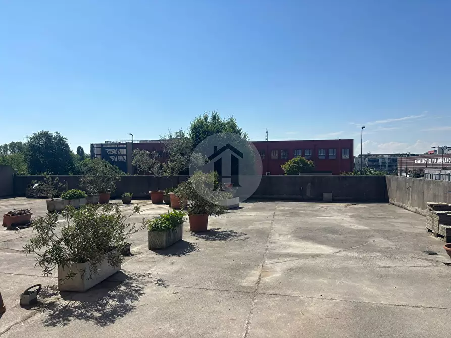 Immagine 41 di Appartamento in vendita  in adriano 94 a Milano