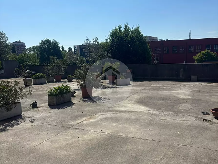 Immagine 42 di Appartamento in vendita  in adriano 94 a Milano