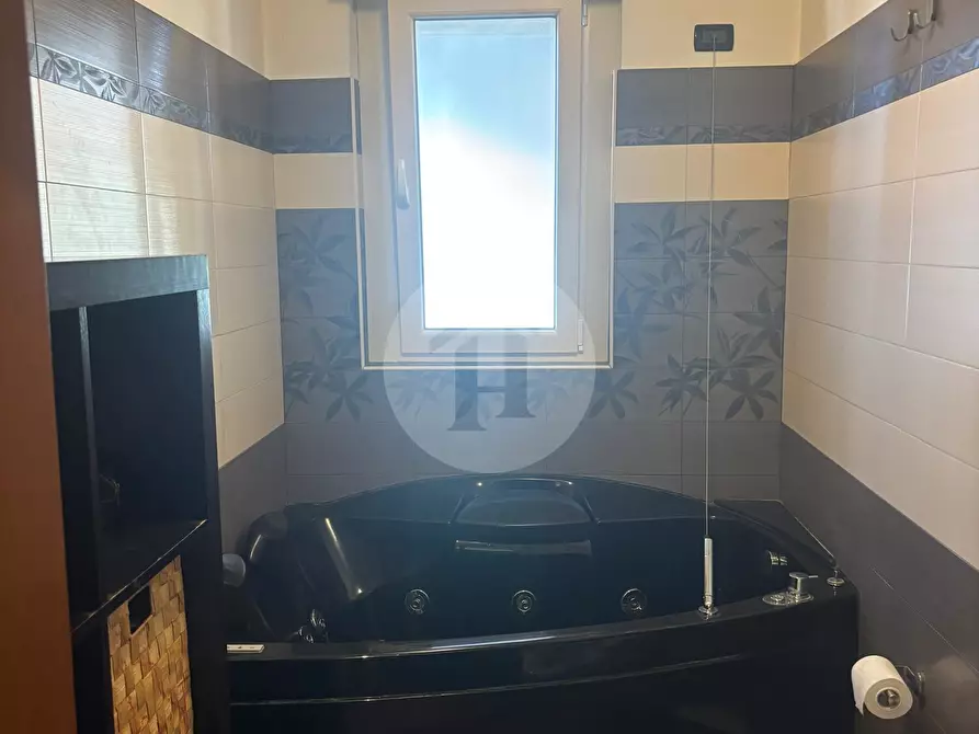 Immagine 39 di Appartamento in vendita  in adriano 94 a Milano