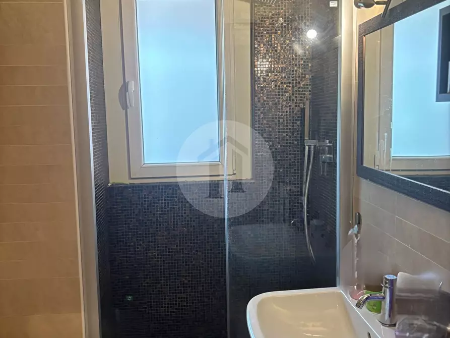 Immagine 34 di Appartamento in vendita  in adriano 94 a Milano