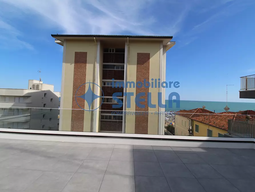Immagine 35 di Appartamento in vendita  in Via Bafile 9° Accesso al Mare 3 a Jesolo