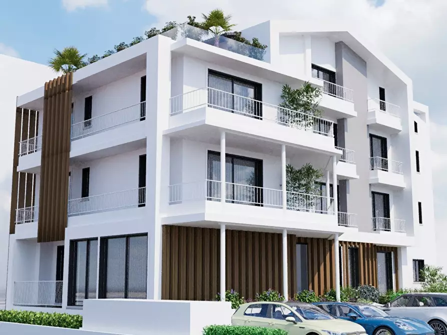 Immagine 2 di Appartamento in vendita  in Via Bafile 9° Accesso al Mare 3 a Jesolo