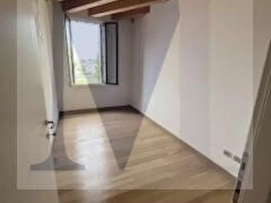 Immagine 21 di Appartamento in vendita  in VIA EUGANEA a Padova