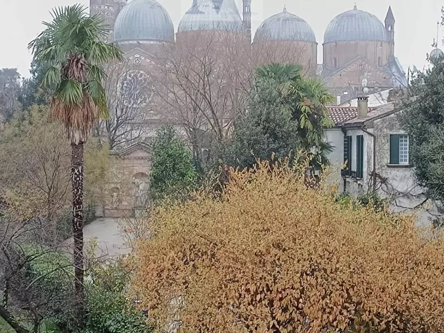 Immagine 25 di Appartamento in affitto  in VIA DEL SANTO 12 a Padova