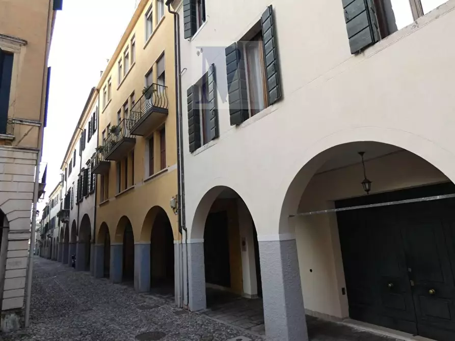 Immagine 1 di Appartamento in vendita  in PIAZZA Capitaniato 1 a Padova