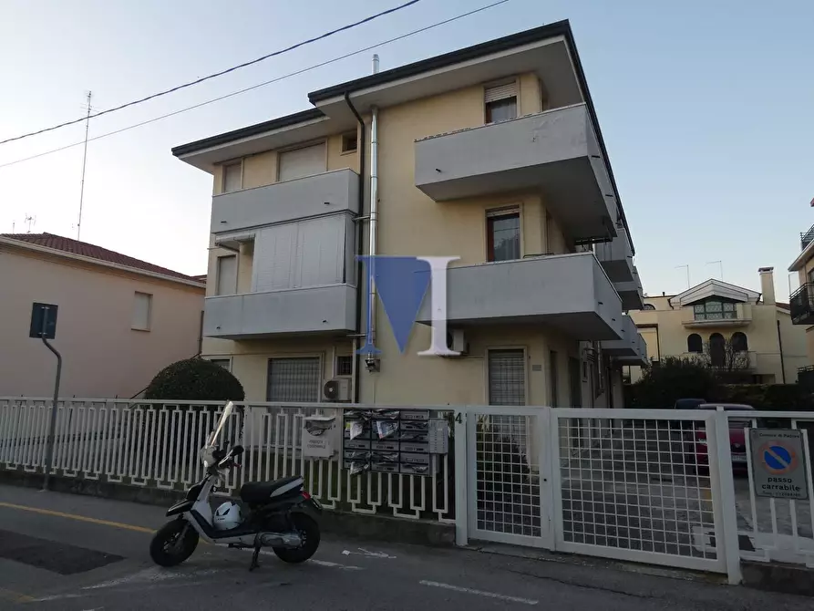 Immagine 20 di Appartamento in affitto  in via de Leva a Padova