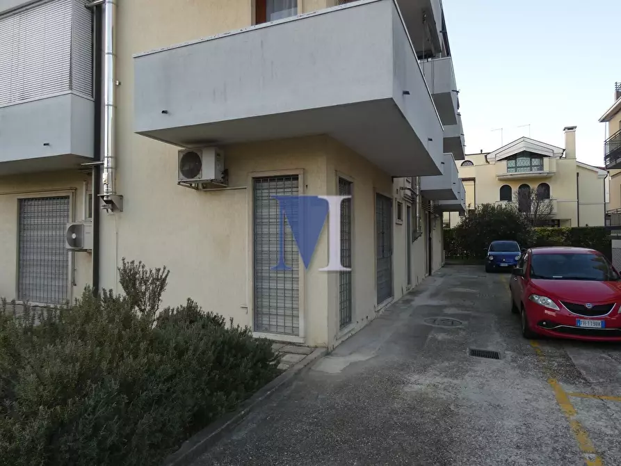 Immagine 21 di Appartamento in affitto  in via de Leva a Padova