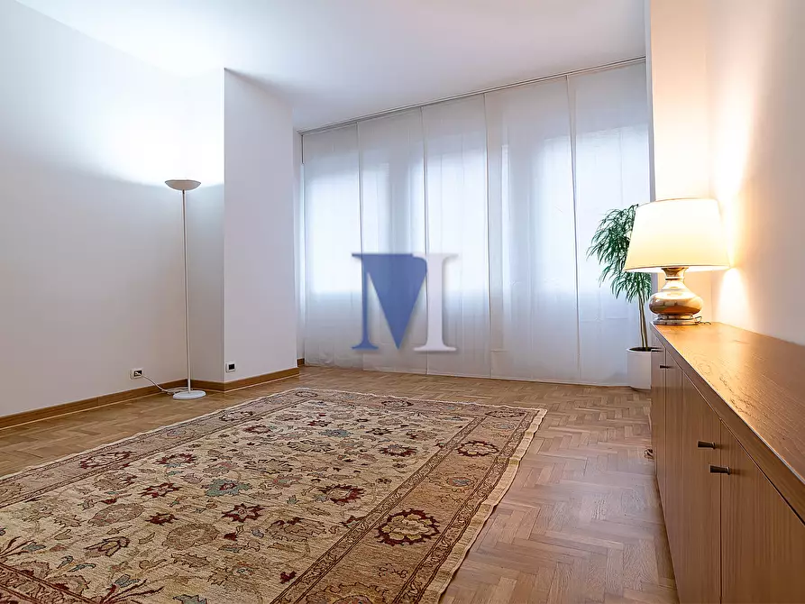 Immagine 3 di Appartamento in vendita  in Berchet 12 a Padova