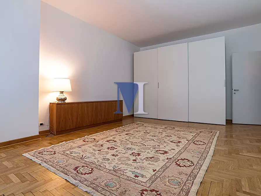 Immagine 1 di Appartamento in vendita  in Berchet 12 a Padova