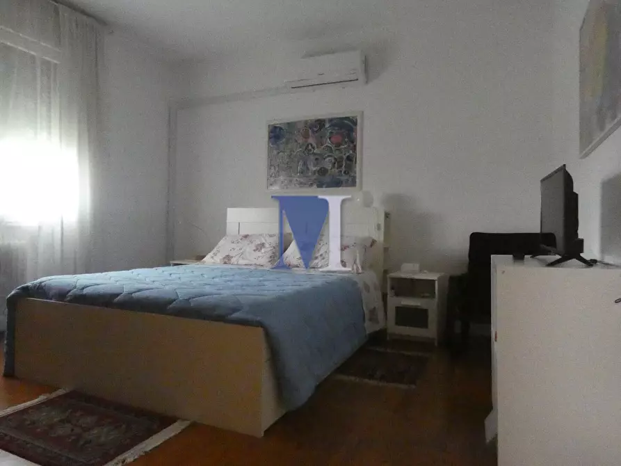 Immagine 27 di Villa in vendita  in Aosta a Albignasego