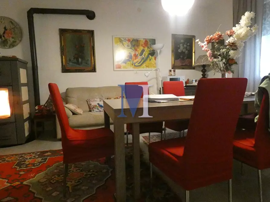 Immagine 1 di Villa in vendita  in Aosta a Albignasego