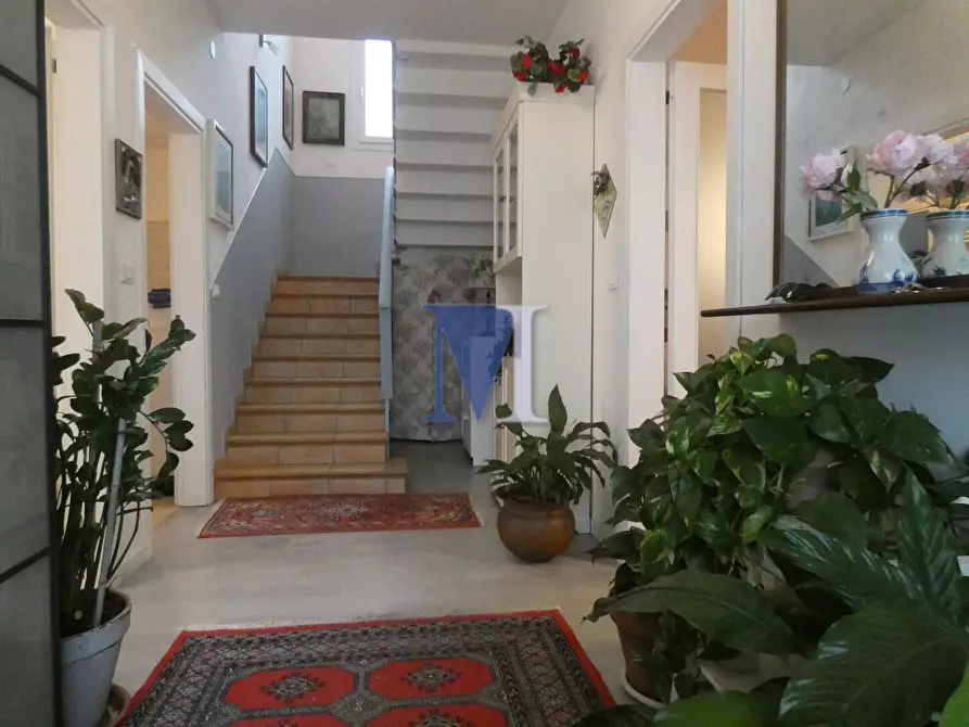 Immagine 18 di Villa in vendita  in Aosta a Albignasego