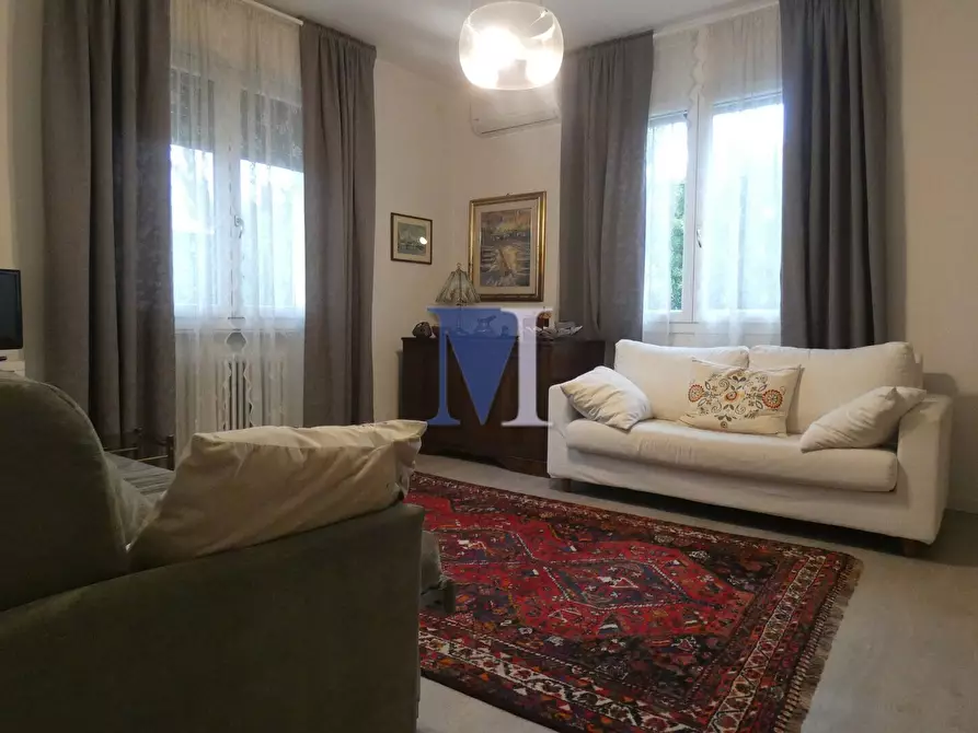 Immagine 6 di Villa in vendita  in Aosta a Albignasego