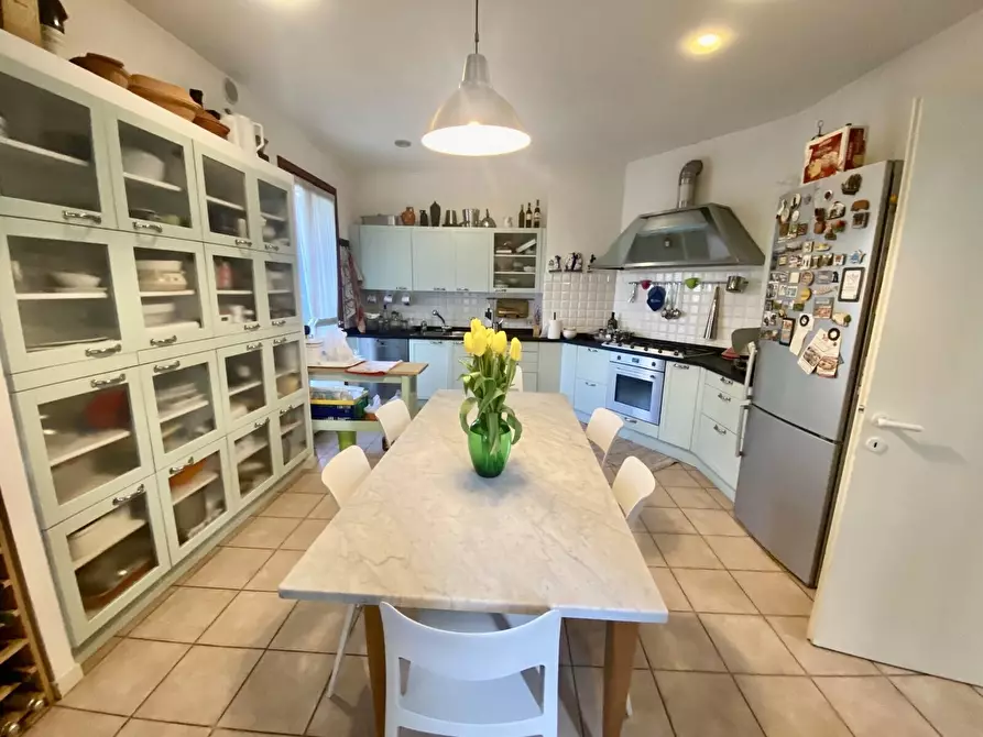 Immagine 6 di Villa in vendita  in Via Zermanesa a Mogliano Veneto