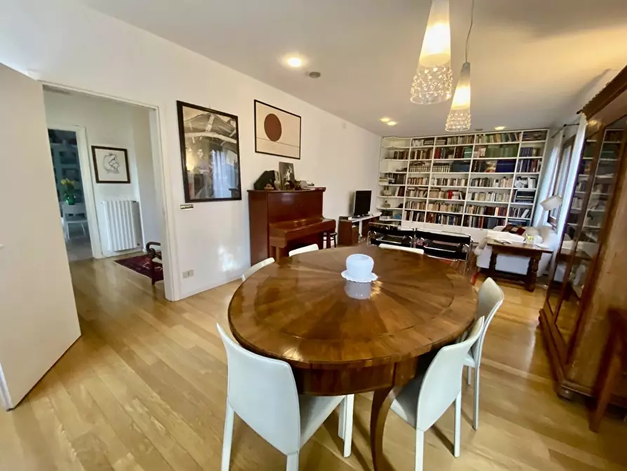 Immagine 11 di Villa in vendita  in Via Zermanesa a Mogliano Veneto