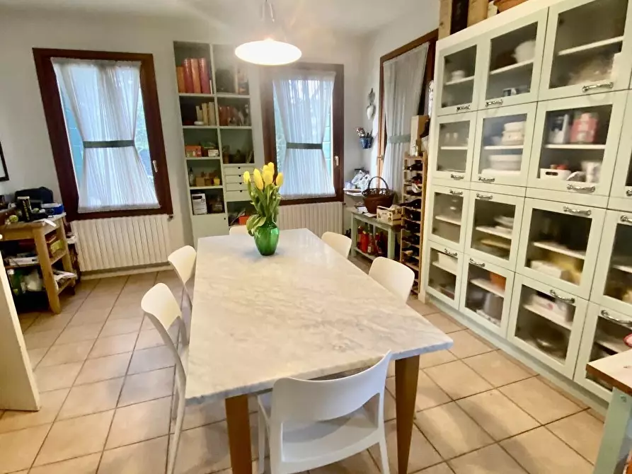 Immagine 7 di Villa in vendita  in Via Zermanesa a Mogliano Veneto