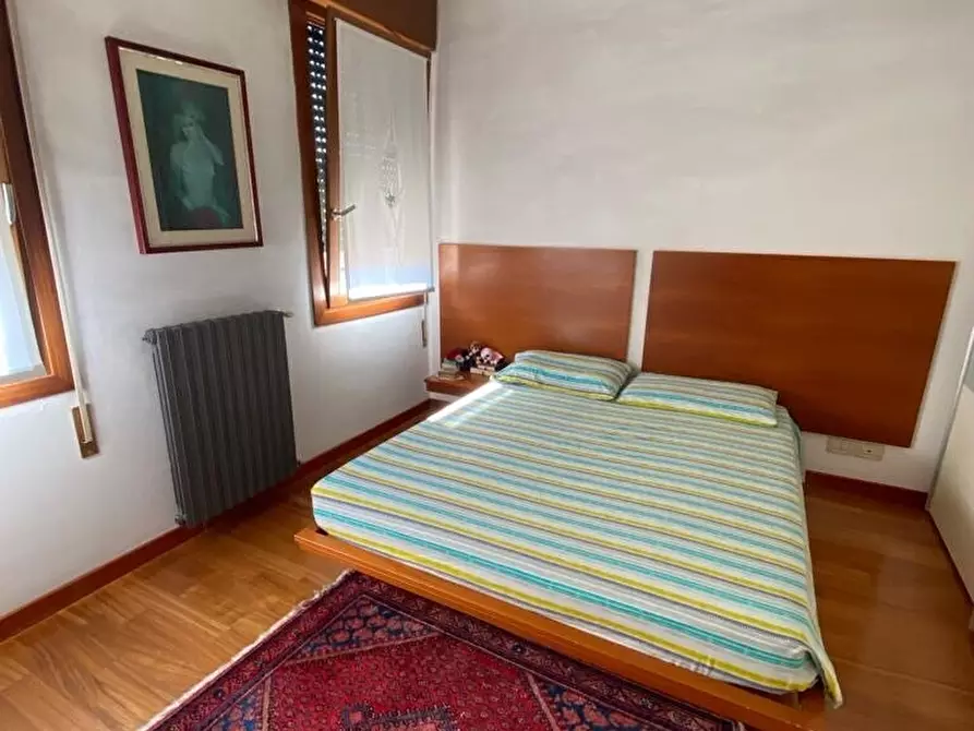 Immagine 12 di Appartamento in vendita  in Via Colombo a Venezia