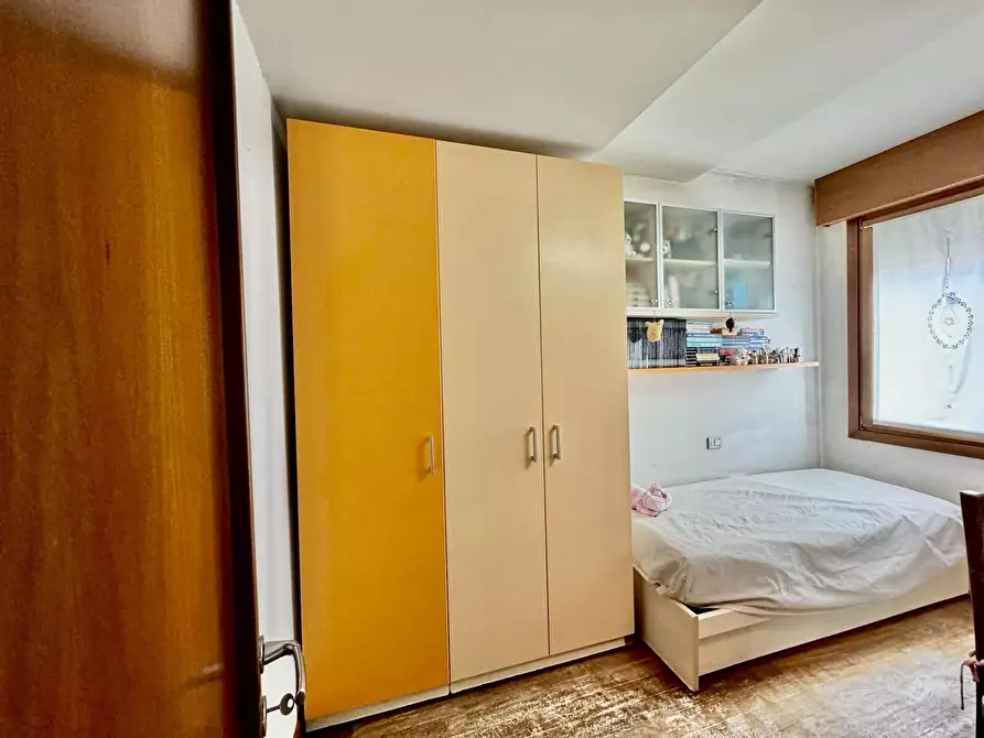 Immagine 15 di Appartamento in vendita  in Via Colombo a Venezia