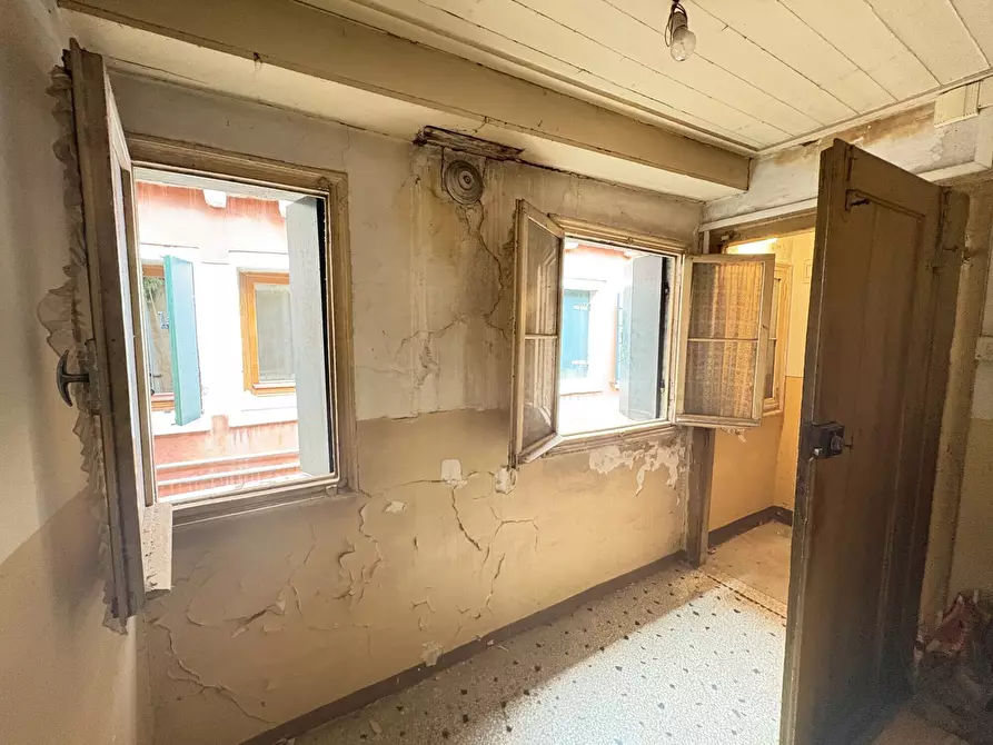 Immagine 19 di Appartamento in vendita  in Salizada San Lio a Venezia