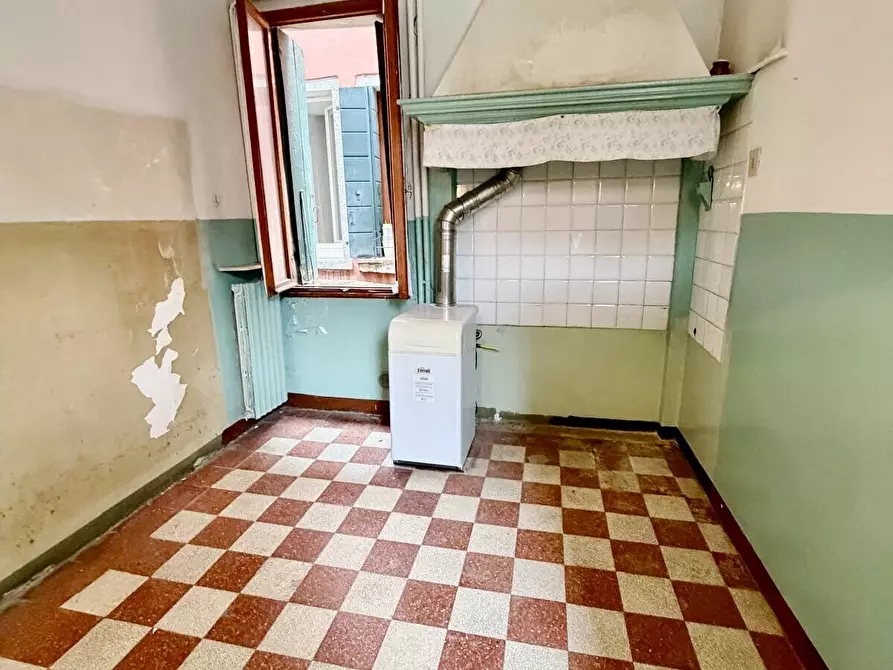 Immagine 7 di Appartamento in vendita  in Salizada San Lio a Venezia