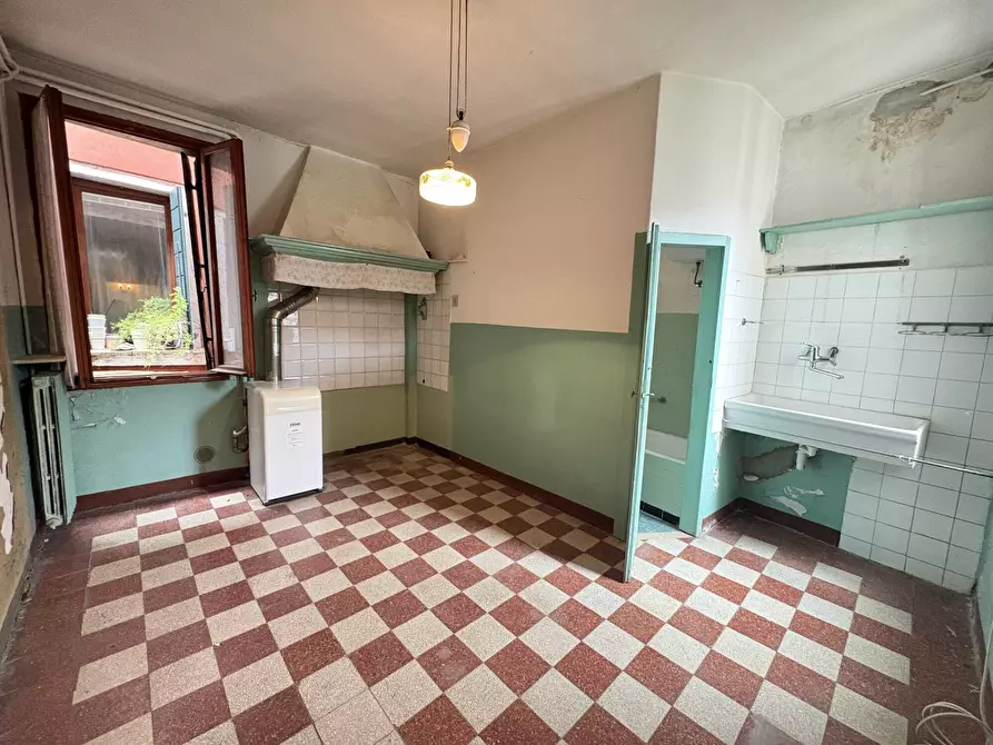 Immagine 1 di Appartamento in vendita  in Salizada San Lio a Venezia