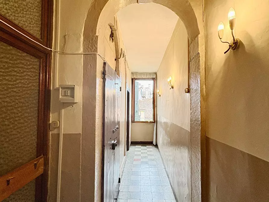 Immagine 5 di Appartamento in vendita  in Salizada San Lio a Venezia