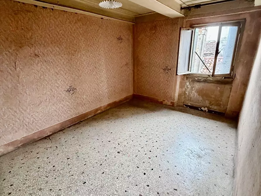 Immagine 26 di Appartamento in vendita  in Salizada San Lio a Venezia