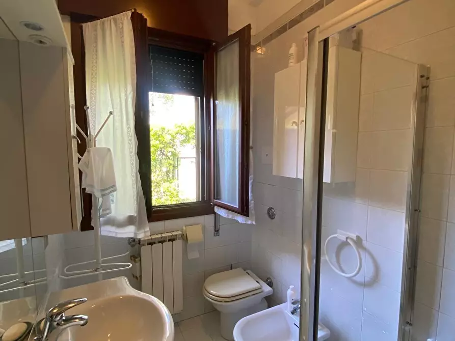 Immagine 18 di Villa in affitto  a Venezia