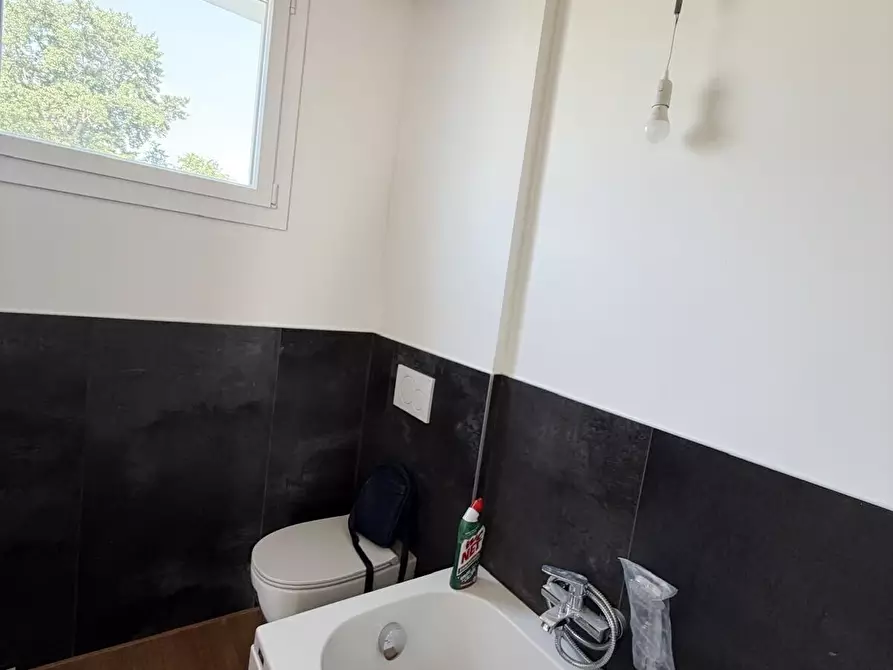 Immagine 10 di Villa in vendita  in Via Castellana a Venezia