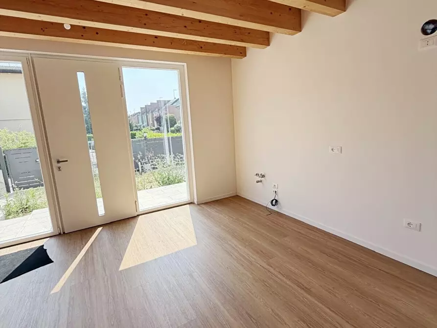 Immagine 8 di Villa in vendita  in Via Castellana a Venezia