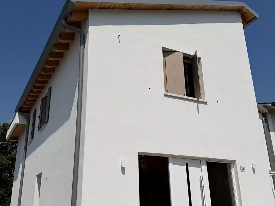 Immagine 29 di Villa in vendita  in Via Castellana a Venezia