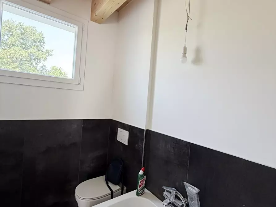 Immagine 9 di Villa in vendita  in Via Castellana a Venezia